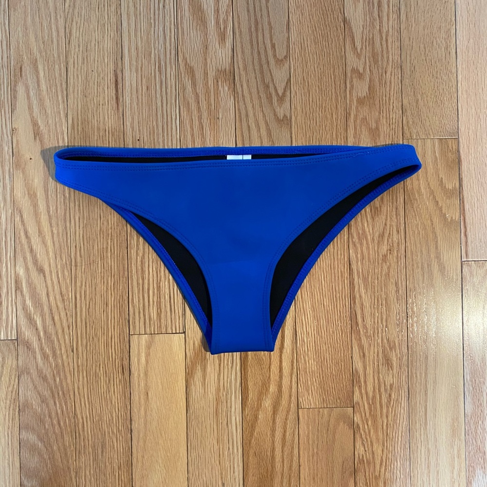 Hoaka swimwear set